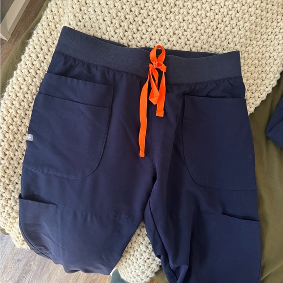 Figs Jogger Bundle - Small (3 pairs) - Navy - Picture 5 of 7